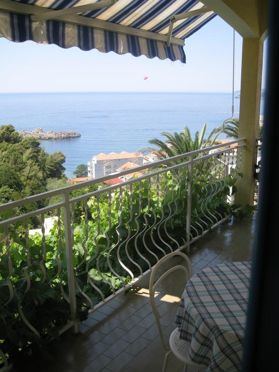 Apartmani Famelja Jovanovic Sveti Stefan Kamer foto